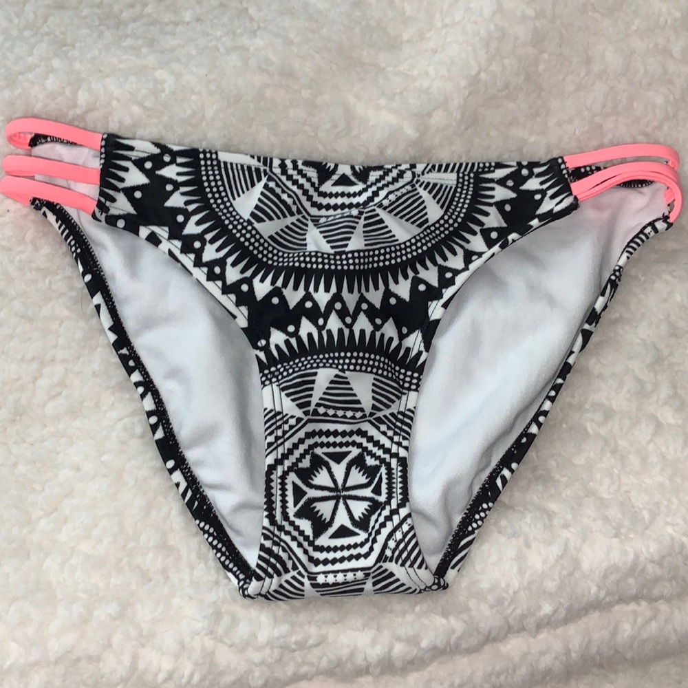 Bikini bottom